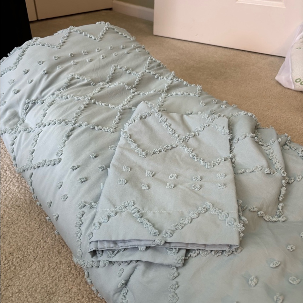 Twin XL Textured Boho  comforter in Light Blue